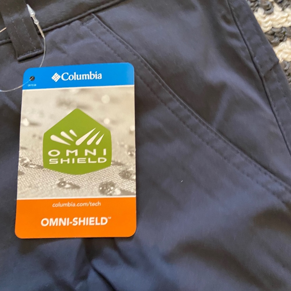 Women’s pants. Never worn. Columbia brand.
